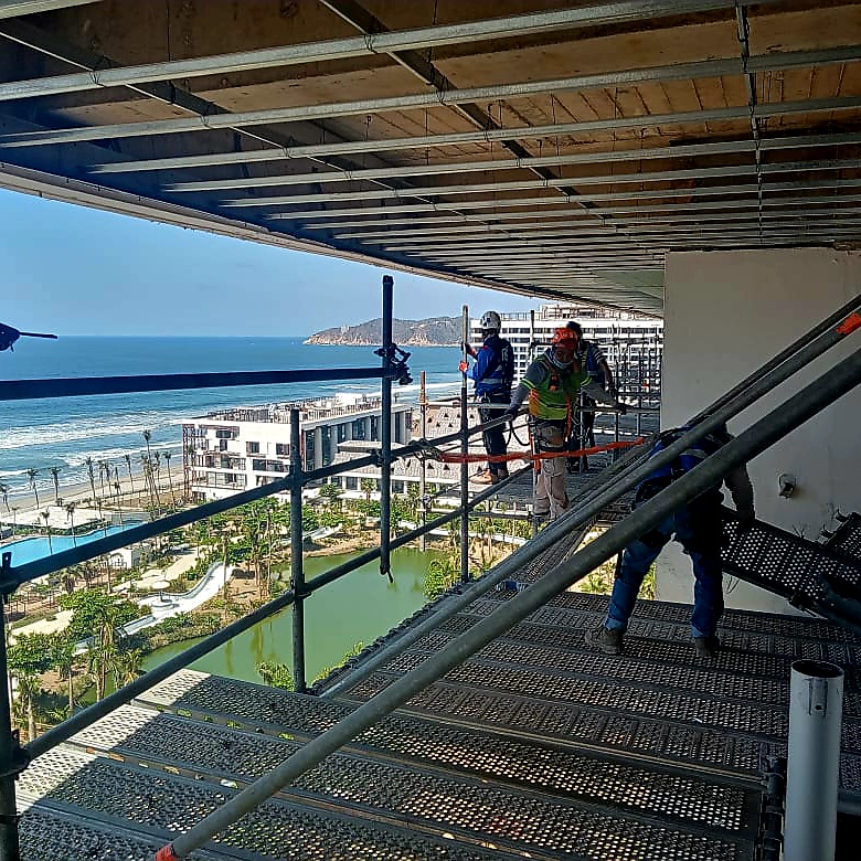 Multidireccional en Hangar AIFA